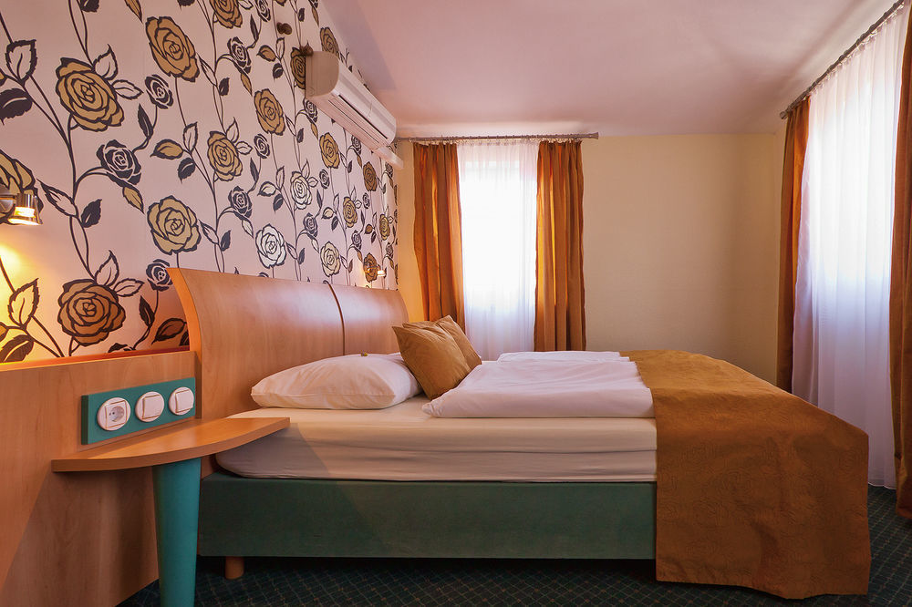 Hotel Scaletta Póla Kültér fotó